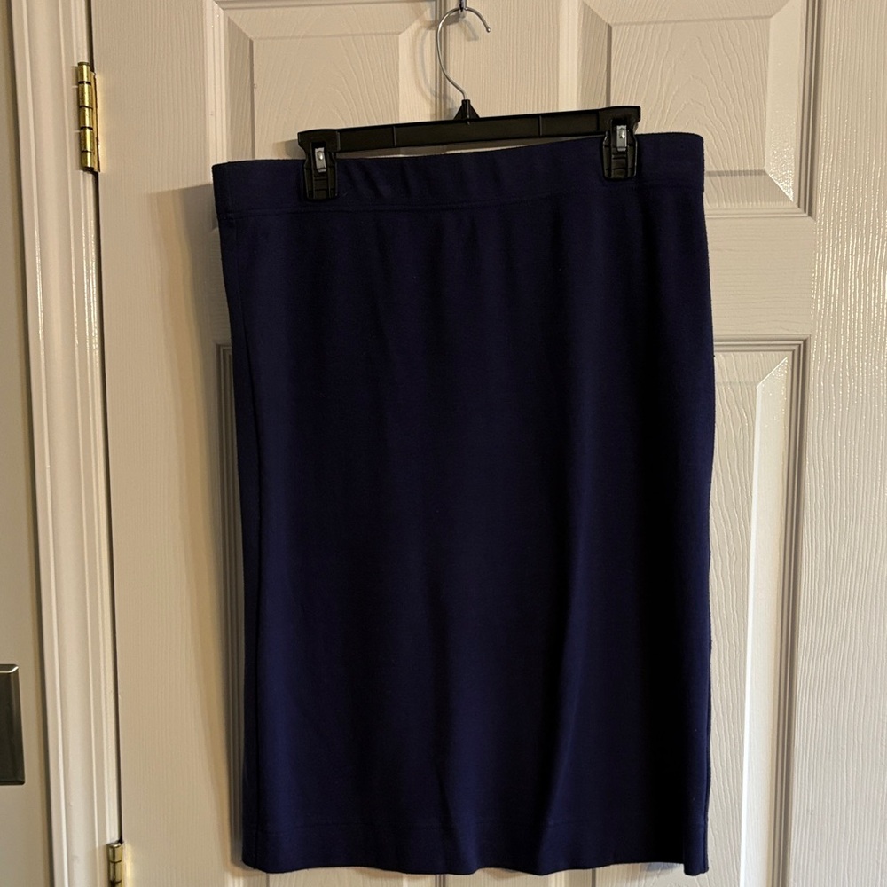 Chic Navy Pencil Skirt for Women